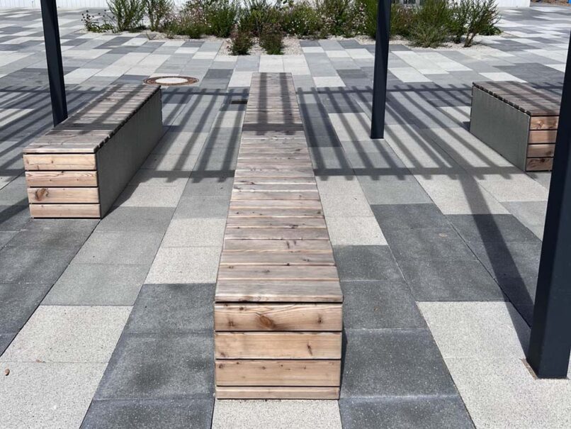 Welsch und Egger Landschaftsarchitekten Bauherr: Landeshauptstadt Muenchen - Referat fuer Bildung und Sport Projekt: Neubau eines Erweiterungsgebäudes und zweier mobilen Schulraumeinheit an der Grund- und Mittelschule Toni-Pfülf-Straße + Lassallestraße