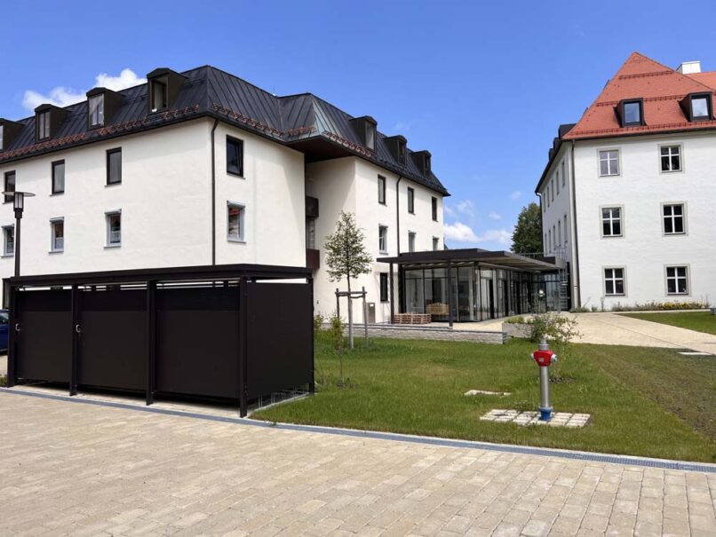 Welsch und Egger Landschaftsarchitekten Auftraggeber: Regens Wagner Erlkam Ausführungsort: Rottenbuch Projekt: Neugestaltung Innenhof