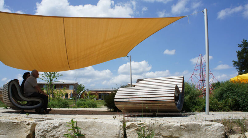 Welsch und Egger Landschaftsarchitekten Bauherr: Regens Wagner Stiftung Zell Projekt: Begegnungspark Zell mit blindengerechter Hauptwegeführung