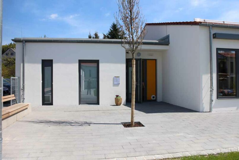 Welsch und Egger Landschaftsarchitekten Bauherr: Regens Wagner Michelfeld: Projekt: Neubau eines Wohnheims und einer Förderstätte für je 24 Menschen mit Behinderung in Königstein